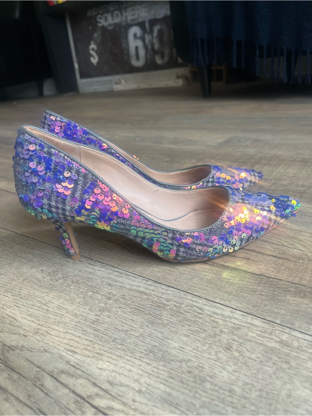 Charles by Charles David Iridescent Purple Sequin Pointed-Toe Mid Heels - Picture 3 of 6